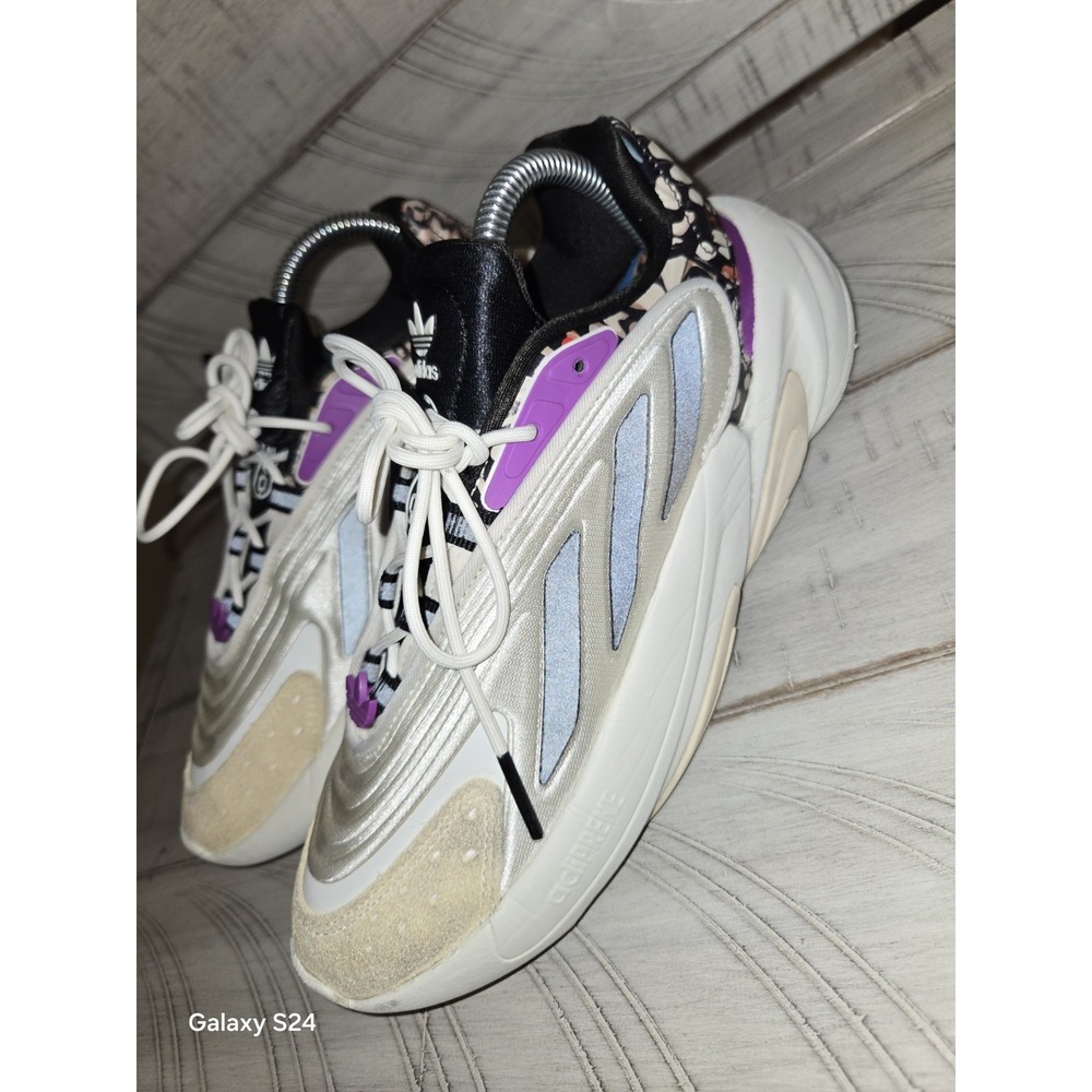 Adidas OZELIA Originals Women's Size 8 Shoes Off White Core Black Shock Purple